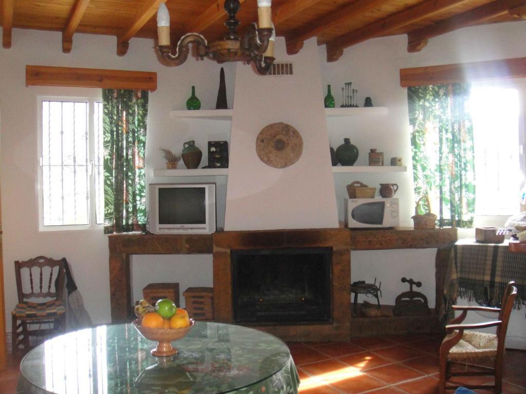 Apartamentos Buganvilla Villaluenga Del Rosario Chambre photo